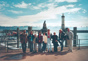 el grupo en el puerto